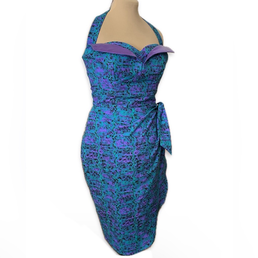 Sold ❌ Pinup girl sarong dress